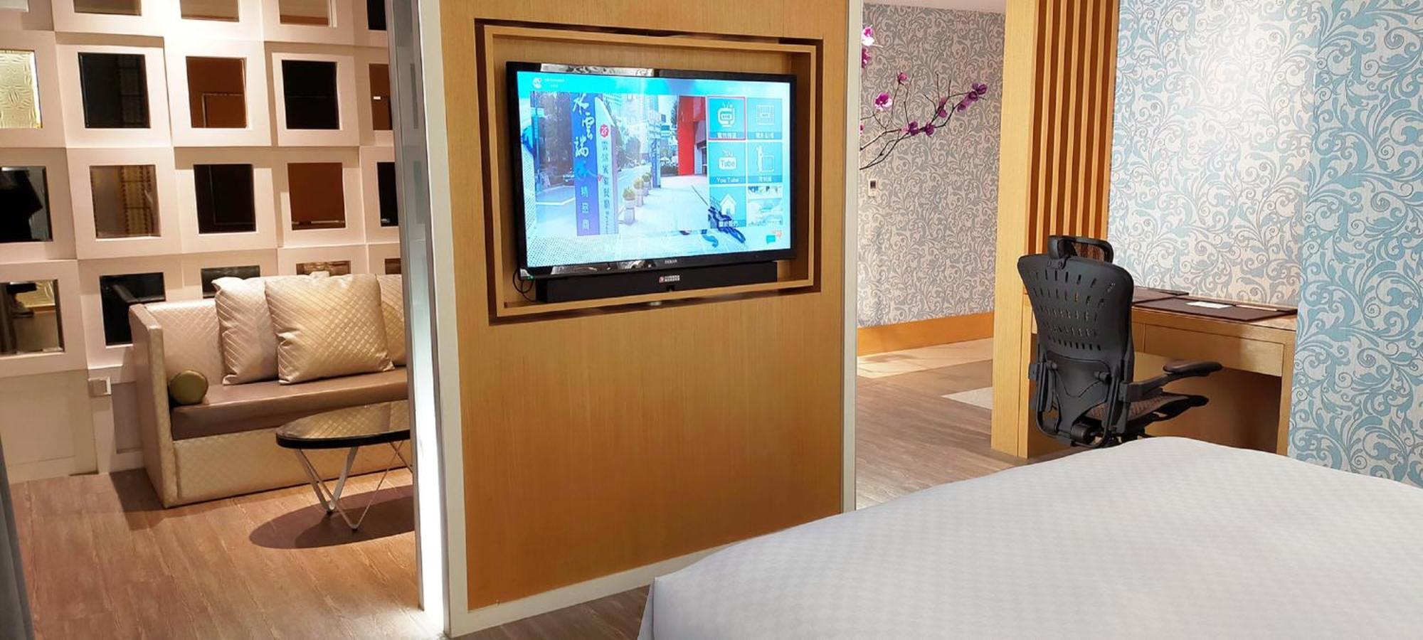 台中 水云端旗舰概念旅馆汽车旅馆 外观 照片